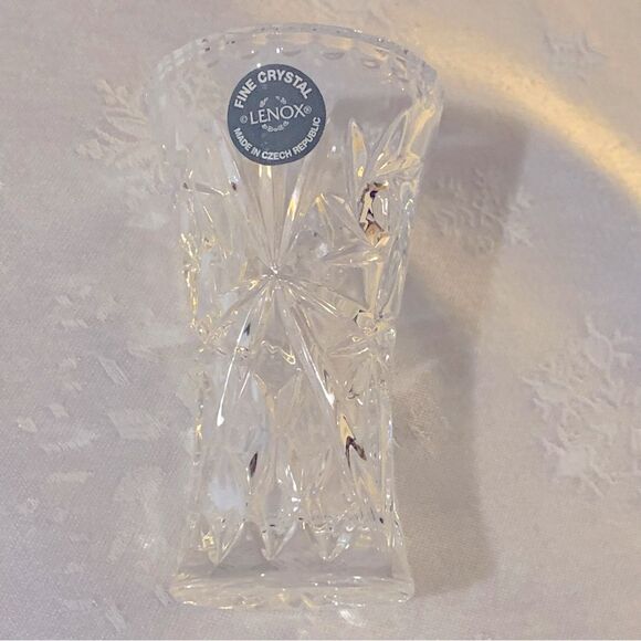 NWT Lenox Mini Crystal Bud Vase with Starburst Design 3” Gorgeous no chips - Picture 1 of 6